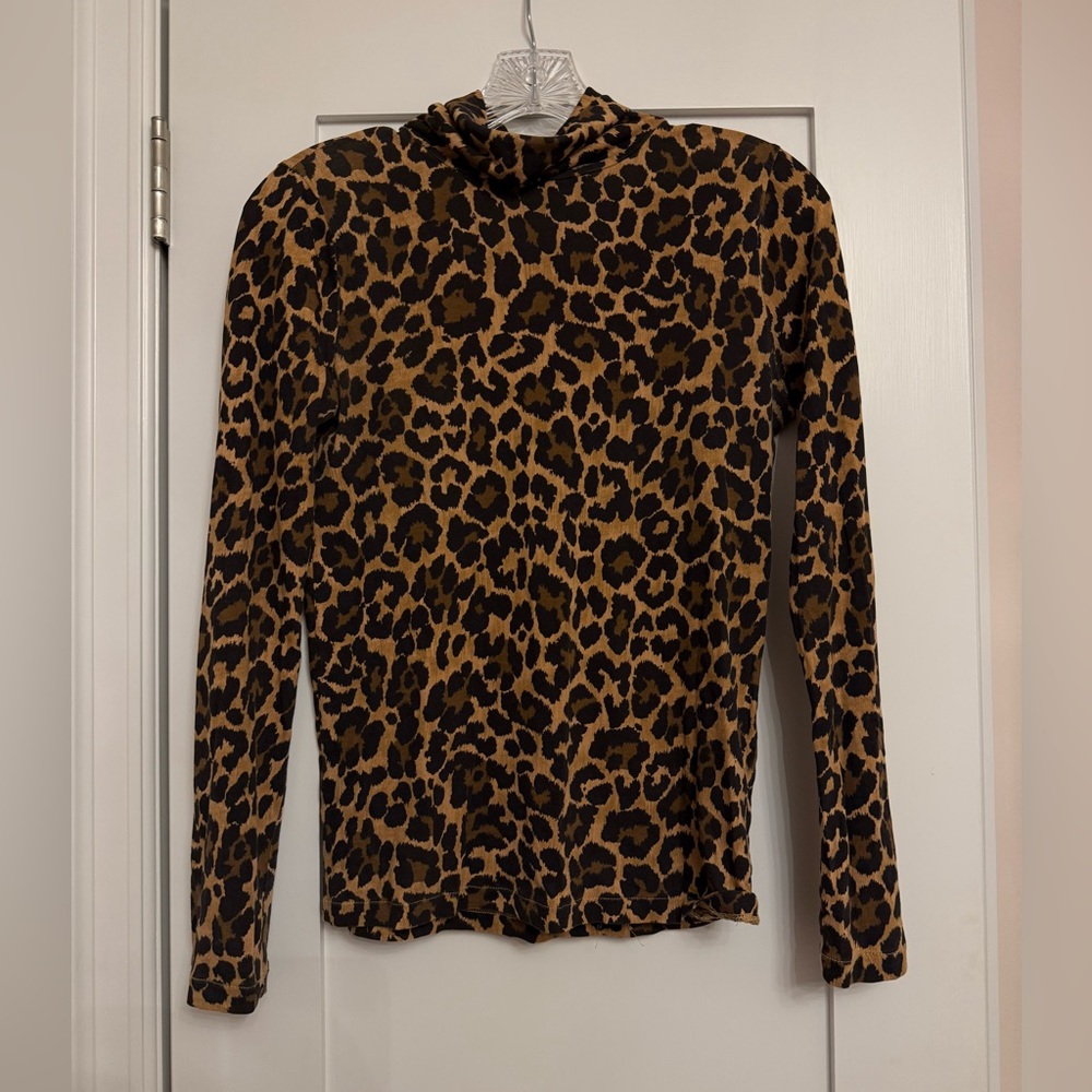 J.Crew Cheetah Print Long Sleeve Turtleneck – Size XS (Fits XS–M)